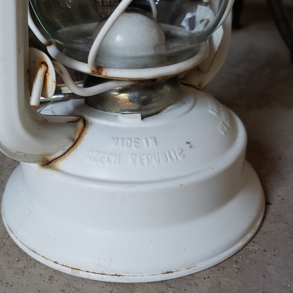Vintage Meva #864 Kerosene Lantern - Picture 4 of 9